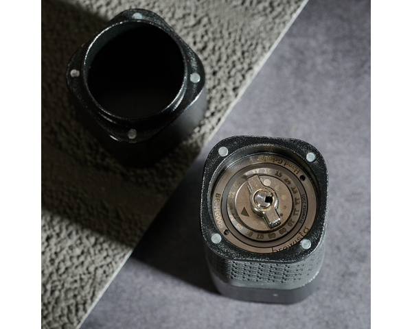Brewista Artisan Meteor Hand Grinder